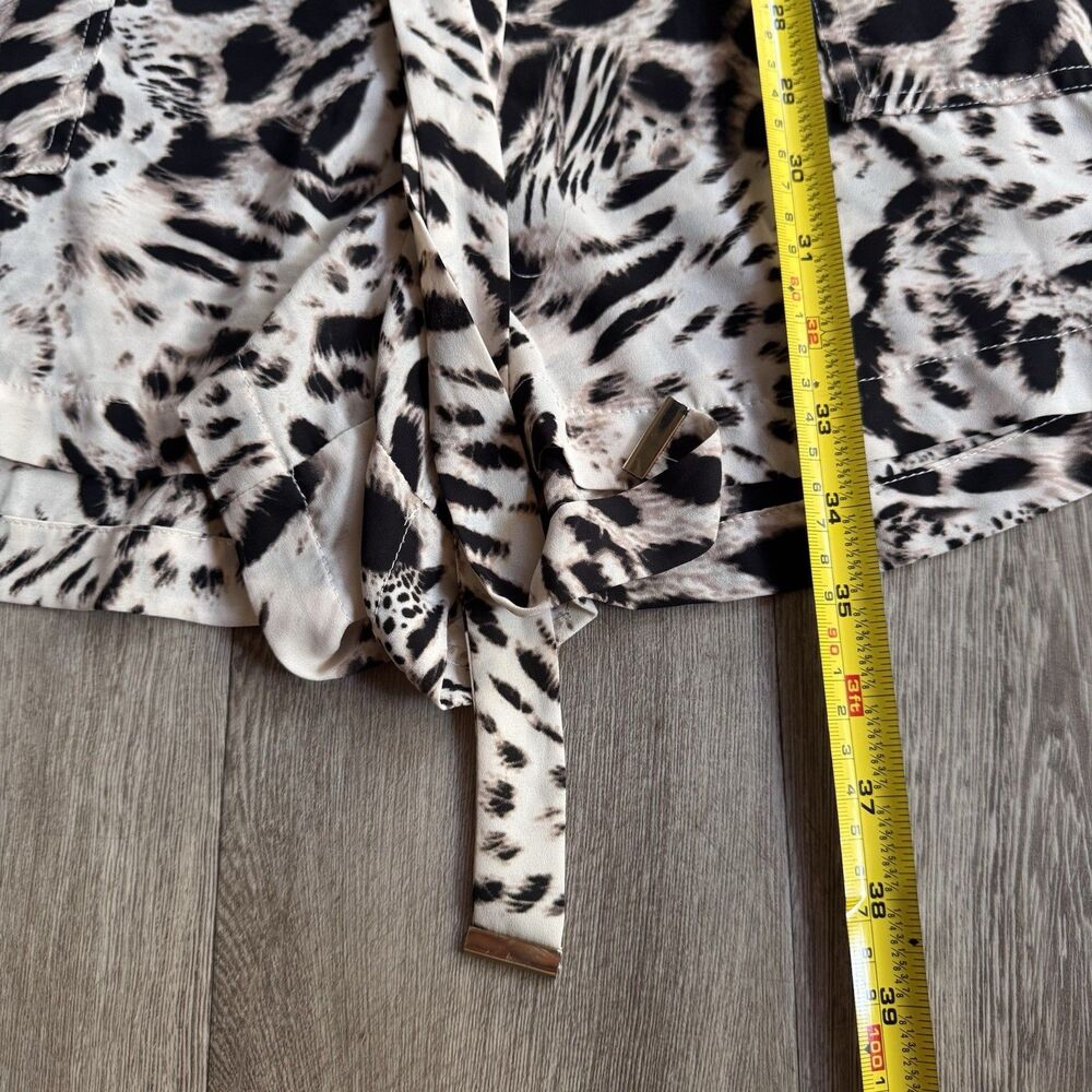 Jennifer Lopez Size 6 Romper Animal Print Long Or 3/4 Sleeve Buttons Mob Wife - Picture 10 of 12